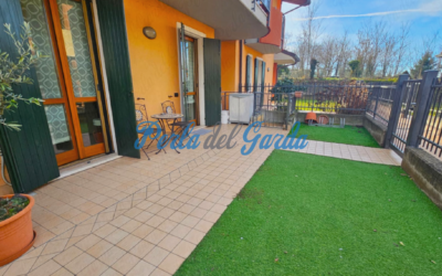 VENDUTO. 496. Castelnuovo d/G. Quadrilocale con giardino, garage, taverna